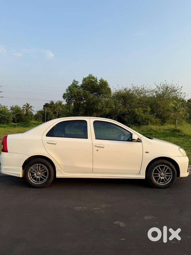 Toyota Etios 2013 Diesel Well Maintained