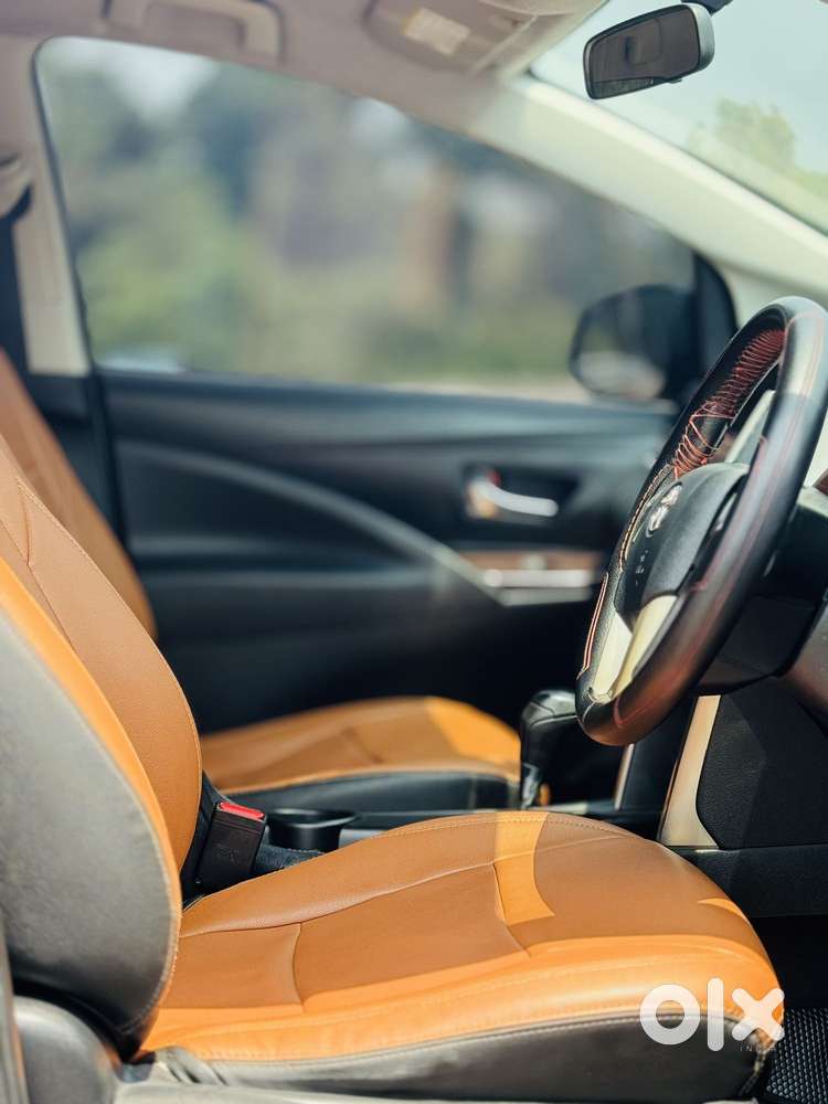 Toyota Innova Crysta 2.8 Gx At 7 Str, 2016, Diesel