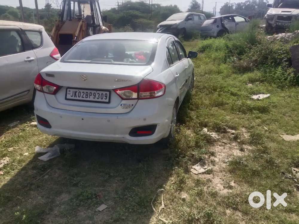 Maruti Suzuki Ciaz Top Model 2016 Diesel Full Document