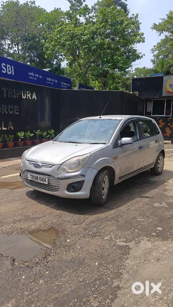 Ford Figo Petrol 2013 Lxi