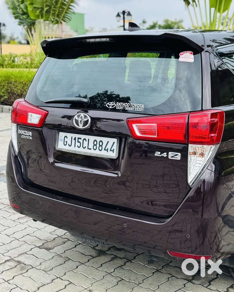 Toyota Innova Crysta 2.8 Zx At 7 Seater, 2022, Diesel