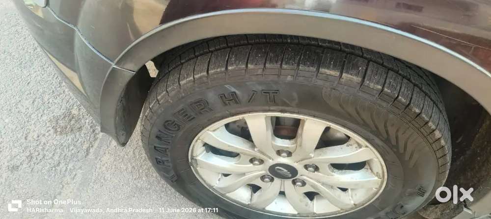 Mahindra Xuv500 W10 Automatic 2017 Diesel 137000 Km Driven