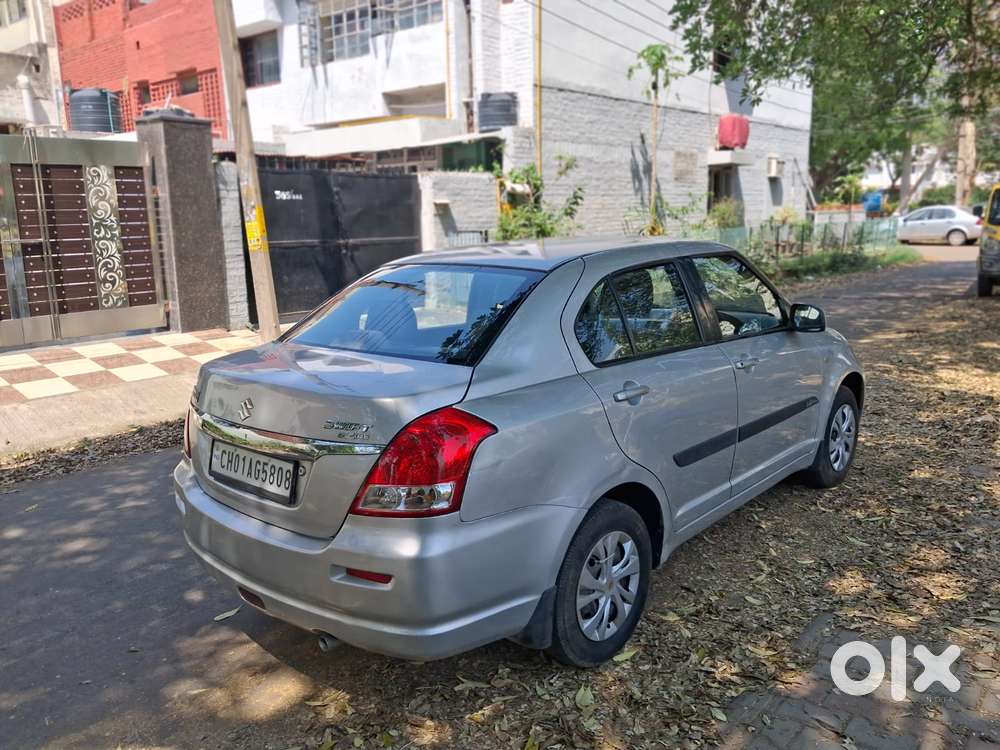 Maruti Suzuki Swift Dzire 1.2 Vxi Bsiv, 2011, Petrol