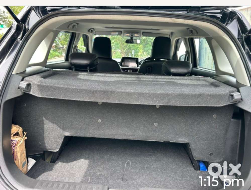 Maruti Suzuki Vitara Brezza 1.5 Zxi, 2023, Cng & Hybrids