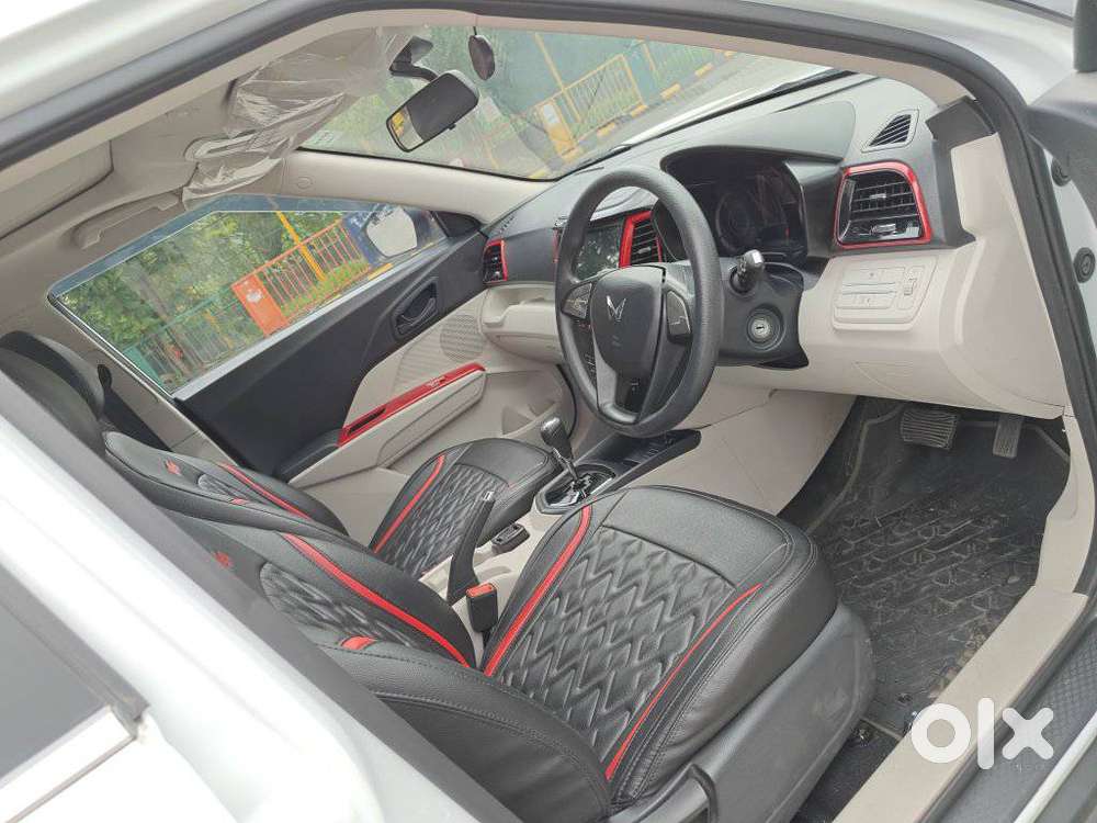 Mahindra Xuv300 W6 Amt Diesel, 2024, Diesel