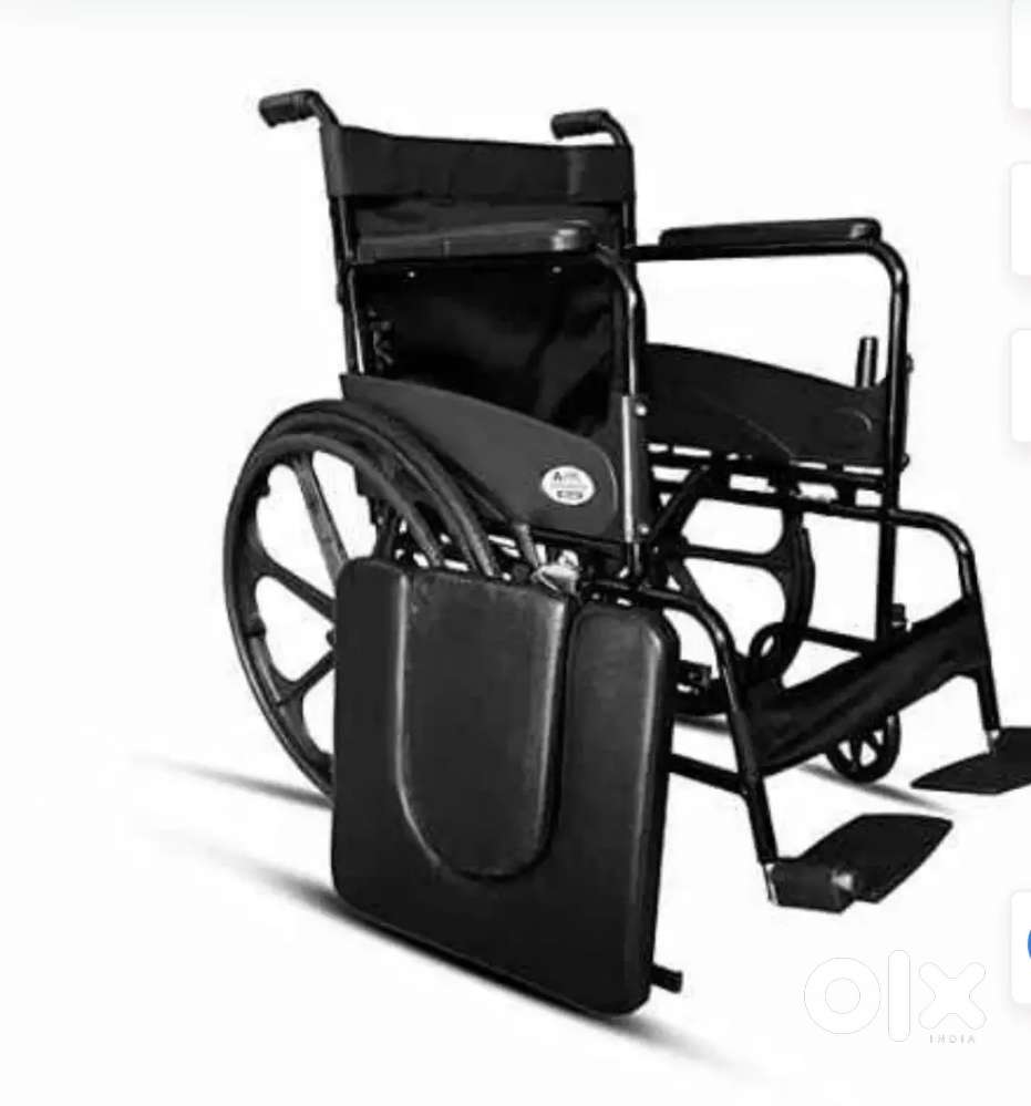 Wheel chair Other Household Items 1754390120