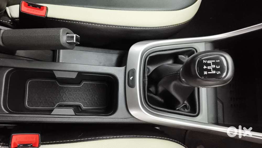 Tata Altroz Xz Plus (s), 2023, Petrol