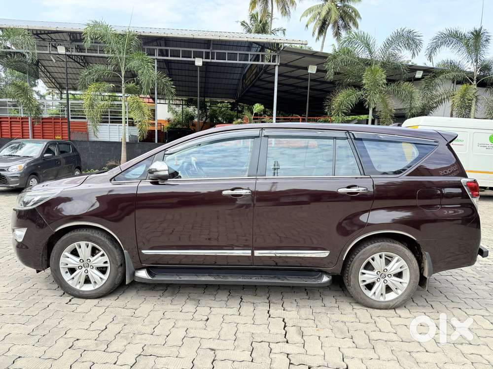 Toyota Innova Crysta 2.4 Z 7 Str, 2016, Diesel