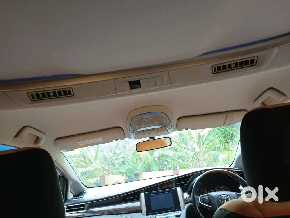 Toyota Innova Crysta Z 2.8 Automatic 2017 Diesel 138750 Km Driven