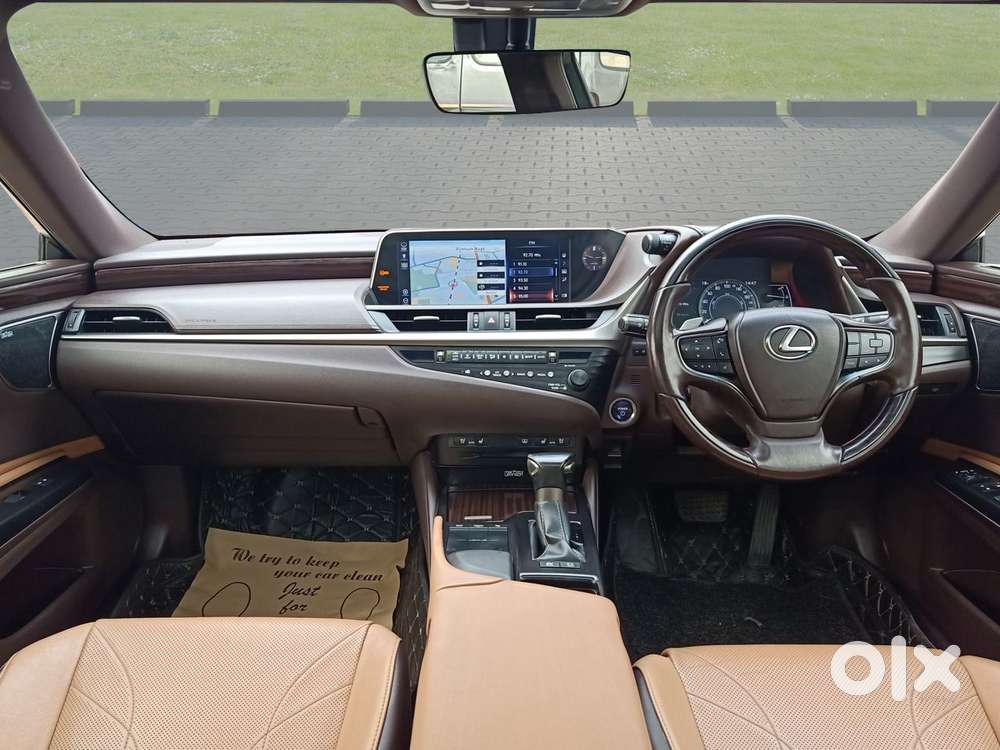 Lexus Es 300h Luxury, 2021, Petrol