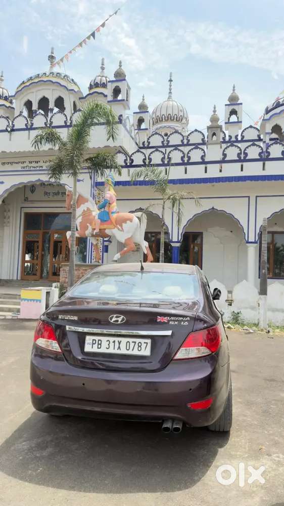 Verna Top Model 2012 Push Button Start ( 6 Airbag )