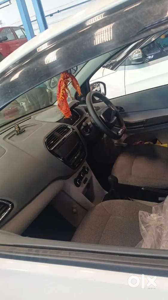 Tata Tiago 2025 Facelift Petrol 6000 Km Driven