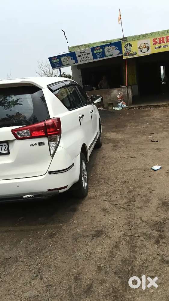 Toyota Innova Crysta 2017 Diesel 96000 Km Driven