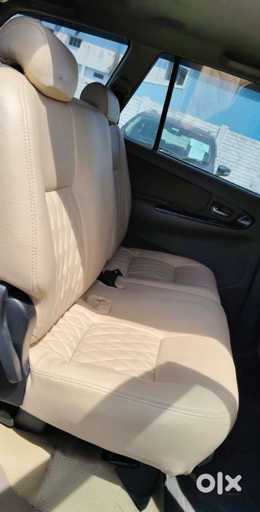Toyota Innova 2.5 V 8 Str, 2015, Diesel