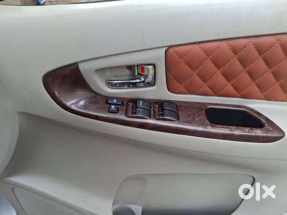 Toyota Innova 2.5 Vx 8 Str Bsiv, 2012, Diesel