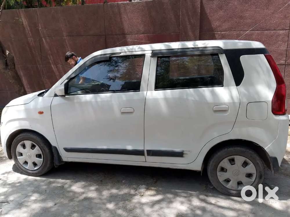 अच्छे दिनों की लंबी कतार! पलवल में गैस के लिए मची जद्दोजहद, फेल हुए सा