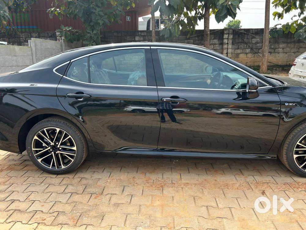 Toyota Camry 2.5l Automatic, 2025, Petrol