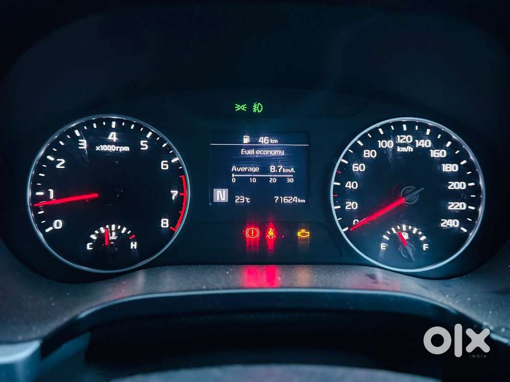 Kia Seltos 1.5 Htx+ Mt Dual Tone Imt, 2022, Cng & Hybrids
