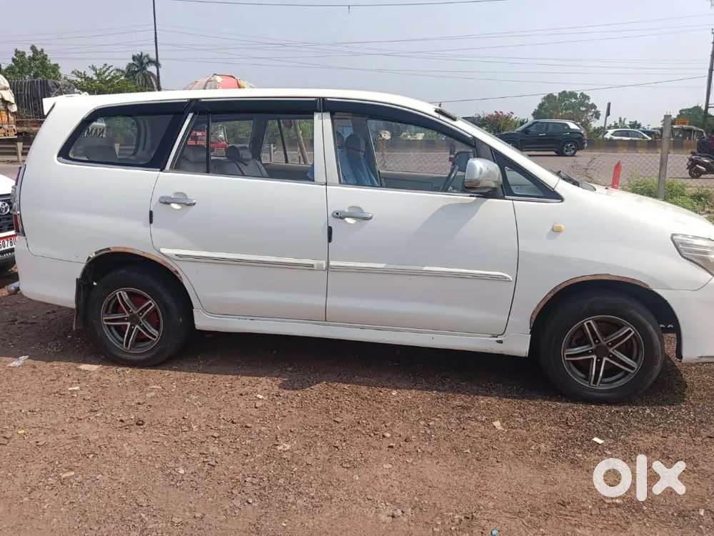 Toyota Innova Raipur