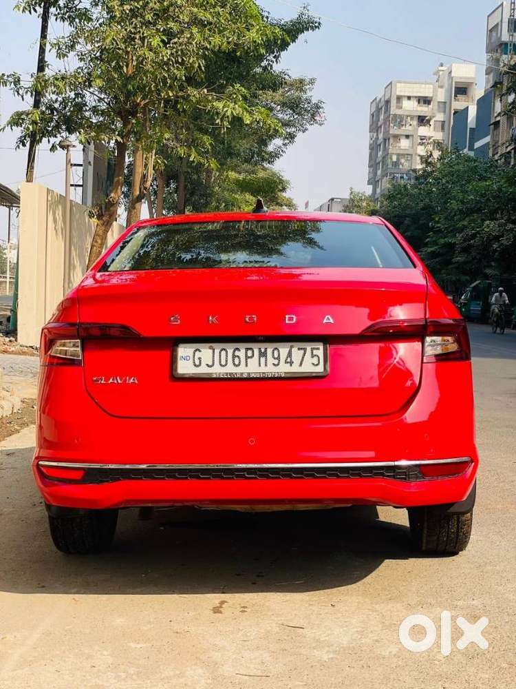 Skoda Slavia 1.0 Tsi Style At, 2023, Petrol