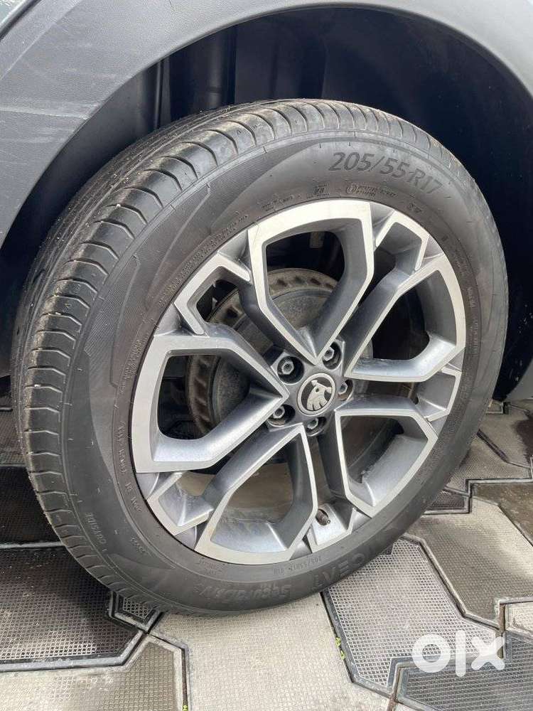 Skoda Kushaq 1.0 Tsi Style At (6 Airbags), 2024, Petrol