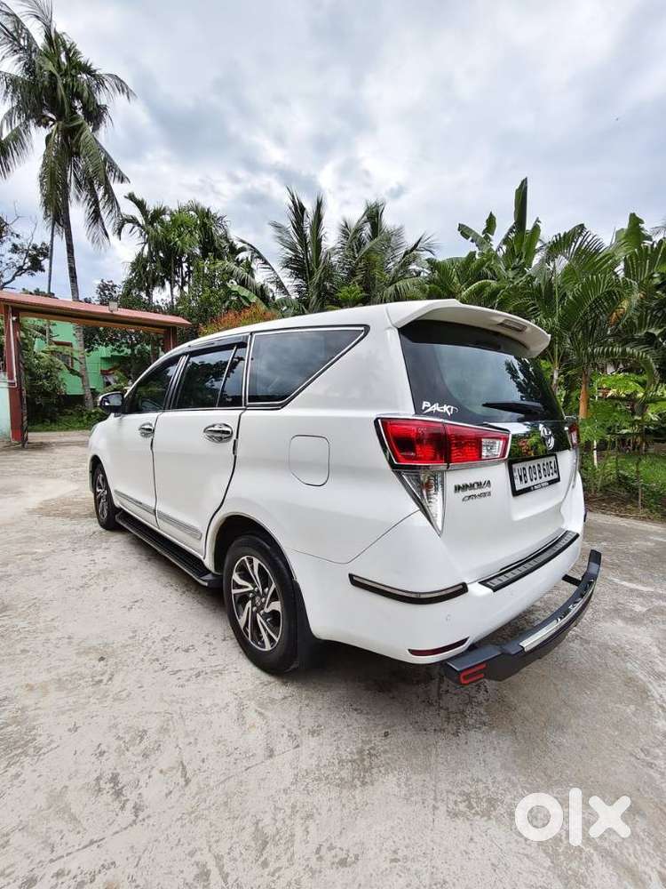 Toyota Innova Crysta 2.4 G Plus Mt 7 Str, 2025, Diesel