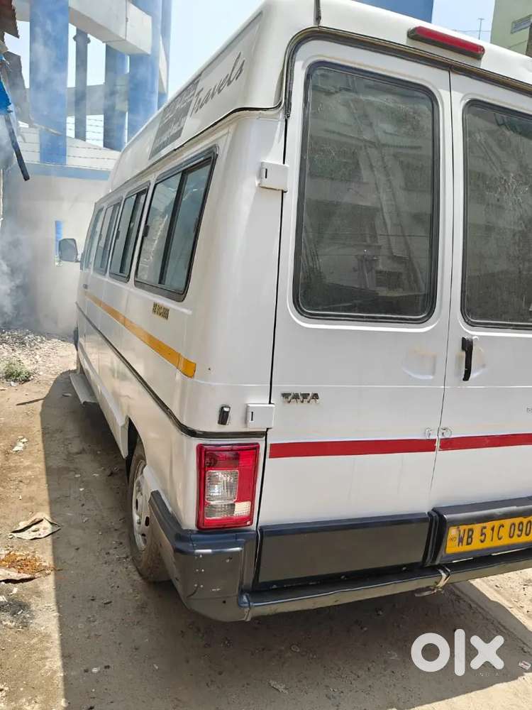 Tata Winger Deluxe Hi Roof 2019