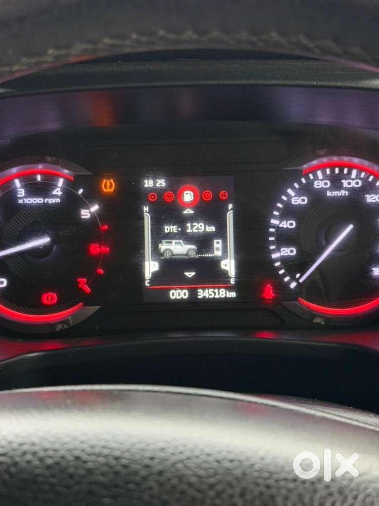 Thar 4x4 Petrol Mt
