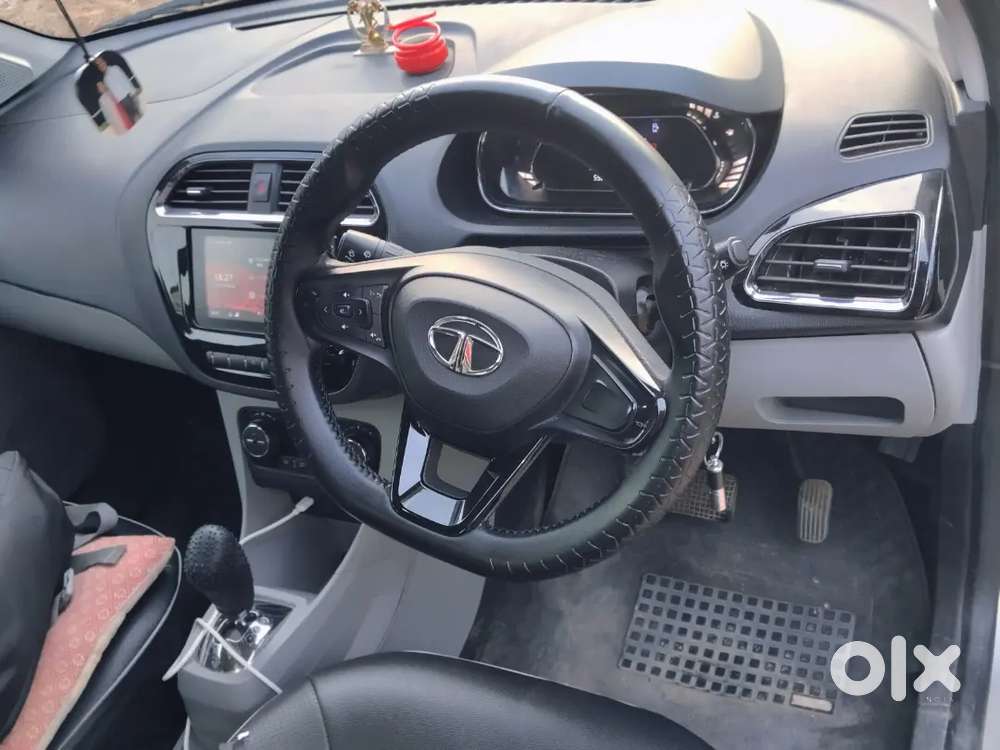 Tata Tiago Revotron 2020 Car