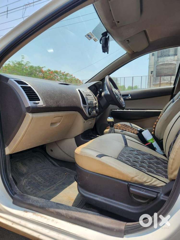 Hyundai I20 2011 Diesel 13000 Km Driven