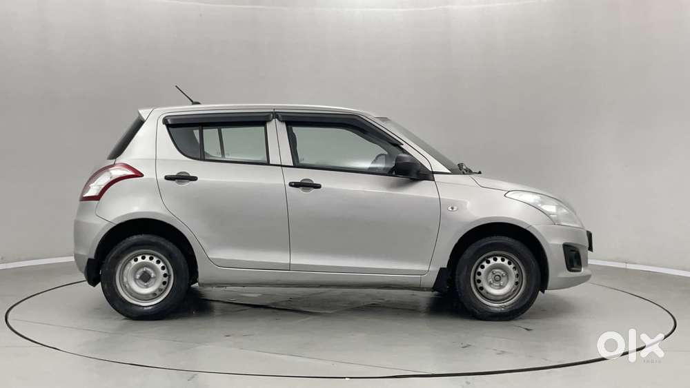 Maruti Suzuki Swift 1.2 Lxi (o), 2016, Petrol