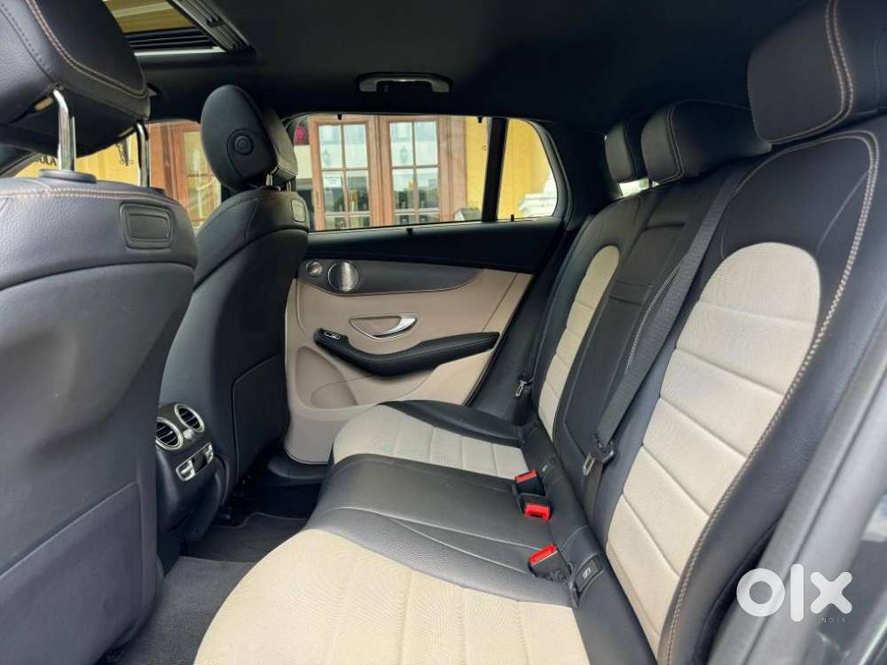 Mercedes-benz Eqc 400 4matic, 2022, Electric