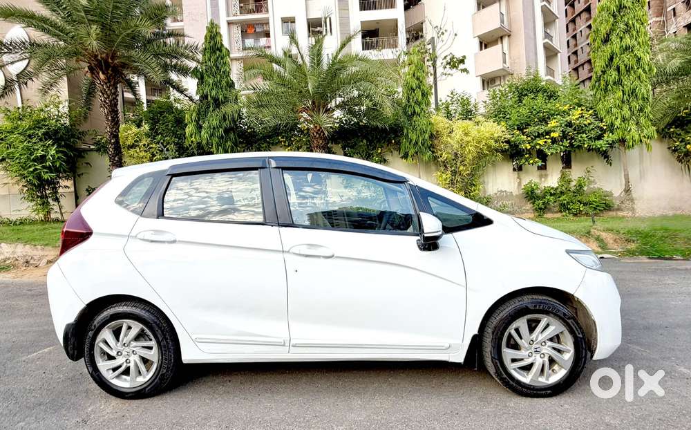 Honda Jazz 1.2 Vx  I-vtec At, 2016, Petrol