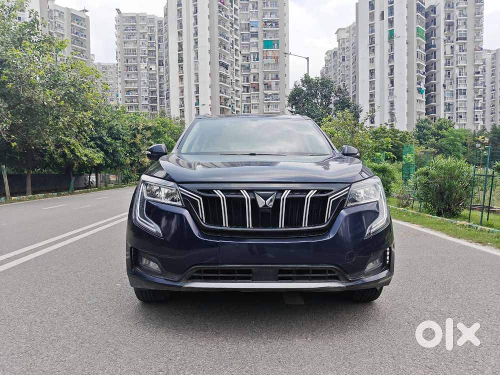 Mahindra Xuv700 Ax 3 Petrol Mt 5 Str (e), 2022, Petrol
