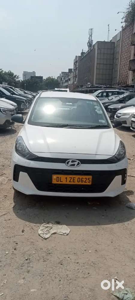 Hyundai Aura 2026 Cng & Hybrids 700 Km Driven