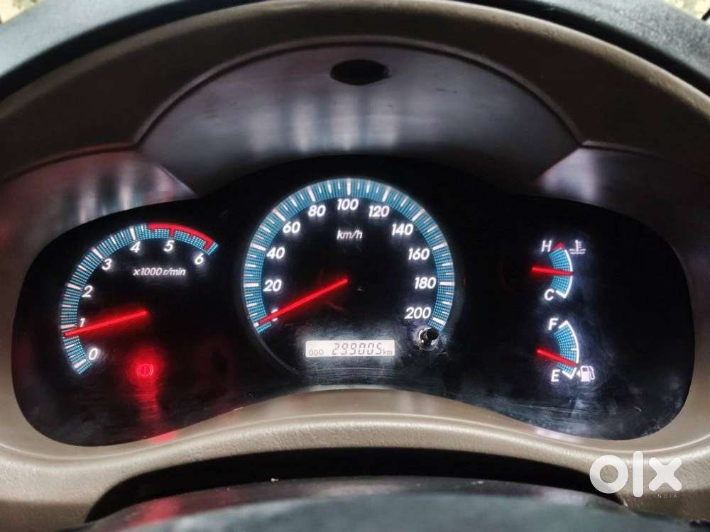 Toyota Innova 2.5 Vx 8 Str, 2016, Diesel