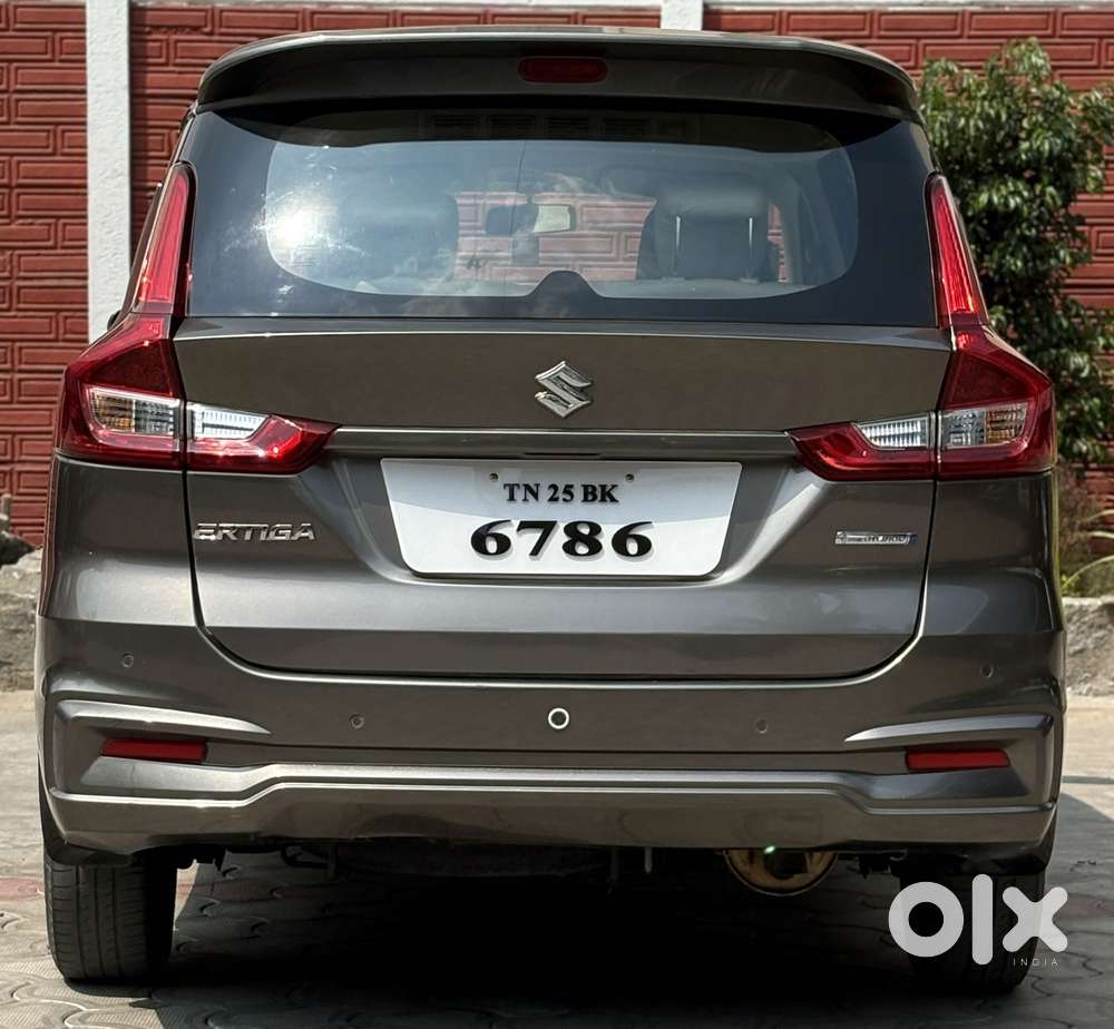 Maruti Suzuki Ertiga Vxi At Petrol, 2018, Petrol