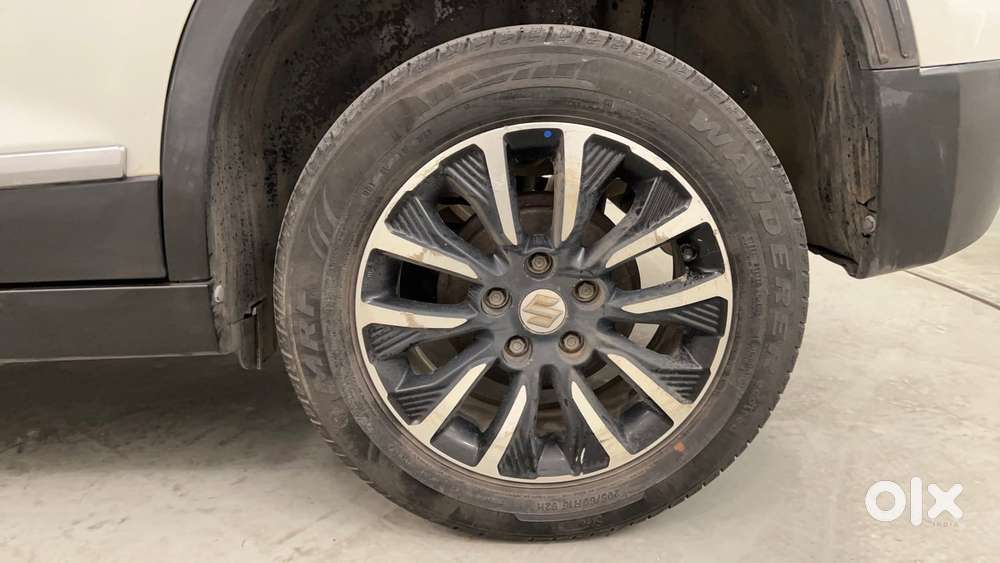 Maruti Suzuki Vitara Brezza 1.5 Vxi At, 2022, Petrol