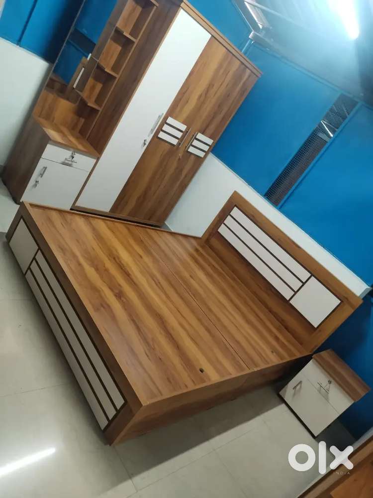 Bedroom set