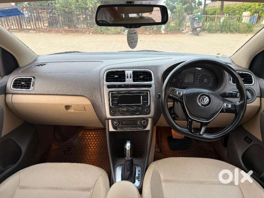Volkswagen Vento 1.2 Tsi Highline At, 2016, Petrol