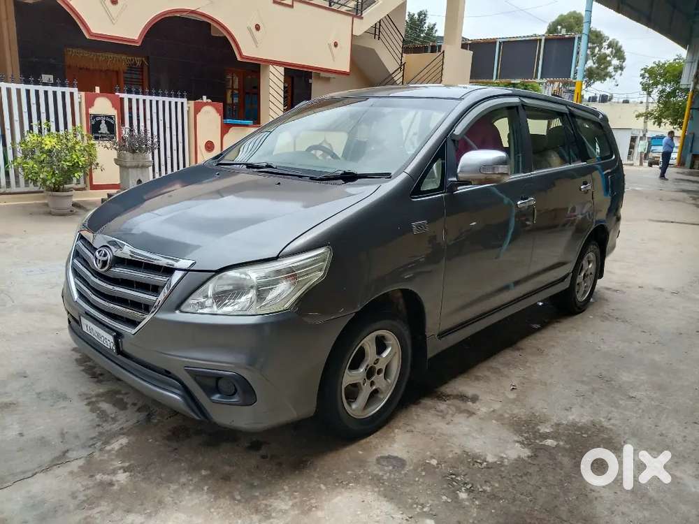 Toyota Innova 2012 Diesel Well Maintained