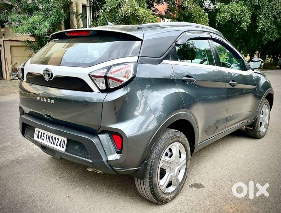 Tata Nexon 1.2 Revotron Xm Plus (s), 2020, Petrol
