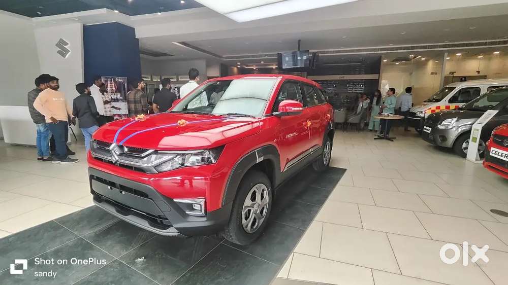 Maruti Brezza  2024 Smart