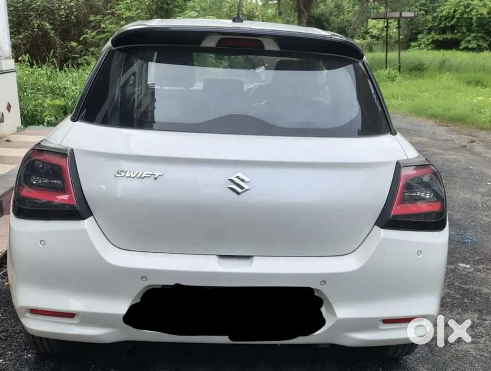 2025 Swift Vxi Optional  19,600 Km  Excellent Condition