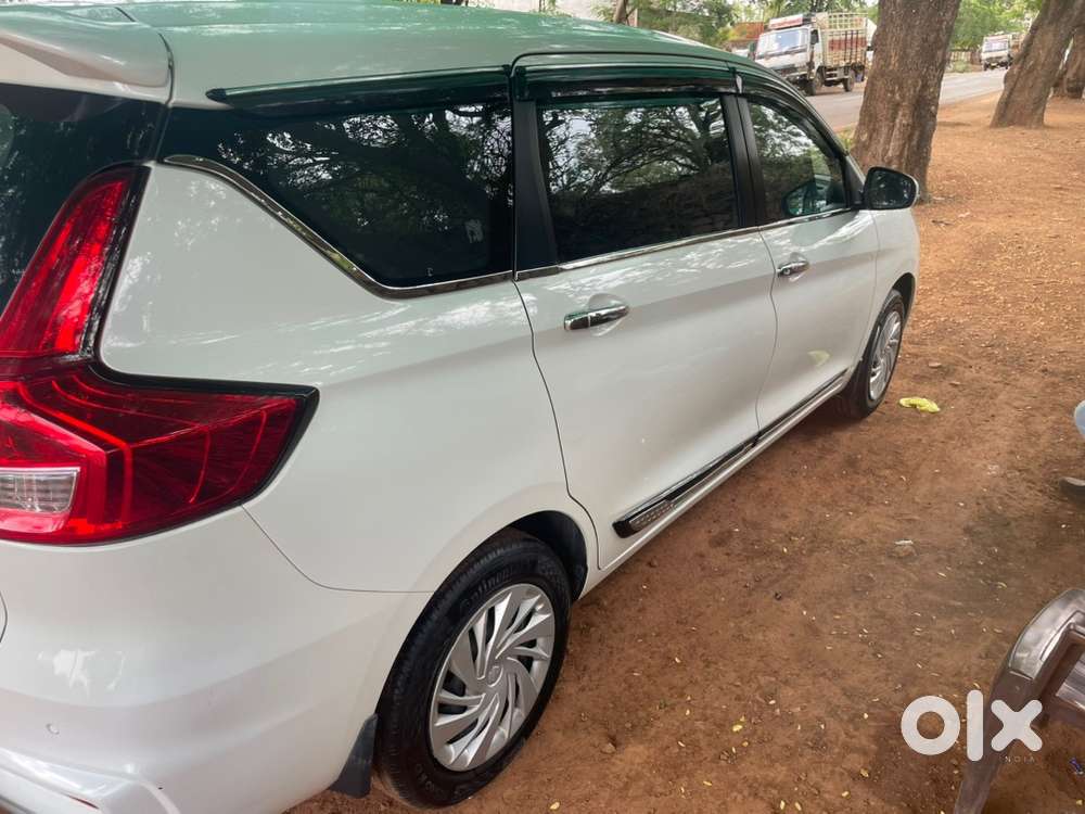 Maruti Ertiga Vxi 2024