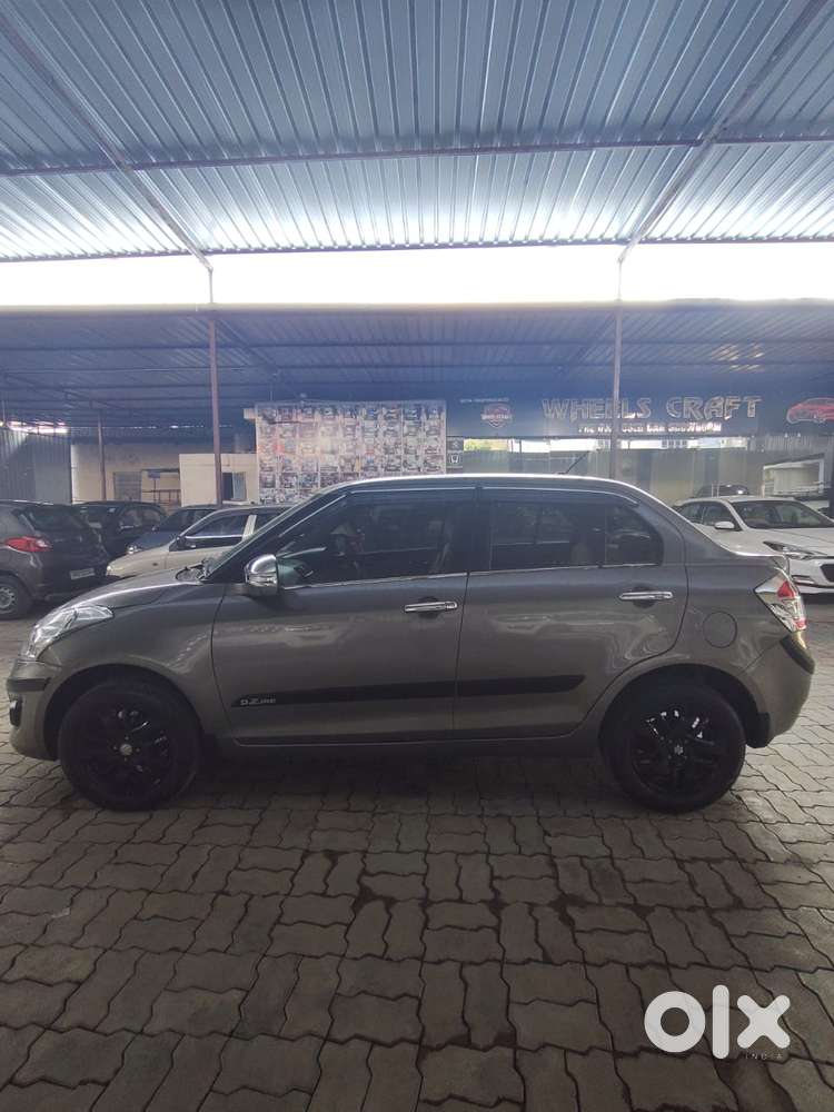 Maruti Suzuki Swift Dzire 1.2 Zxi Bsiv, 2013, Petrol