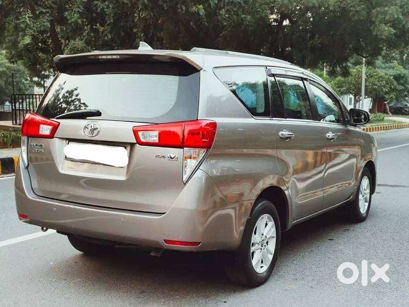 2018 Toyota Innova Crysta