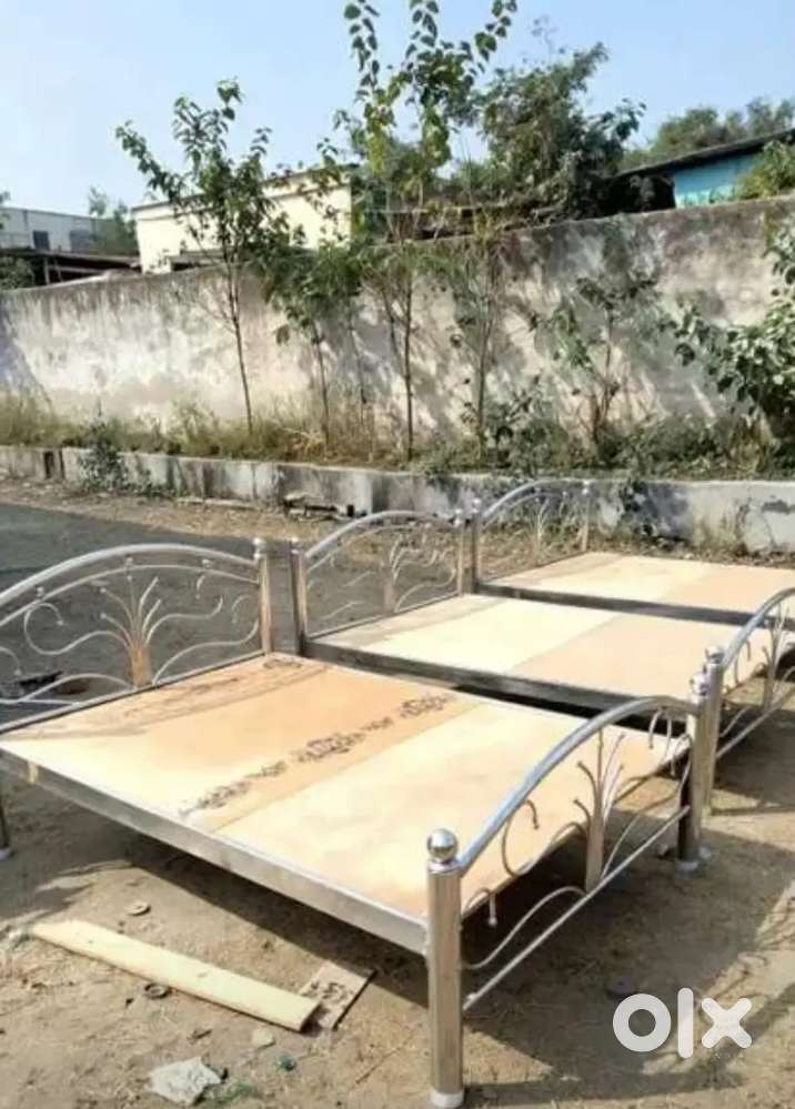 Wooden and steel bad King size