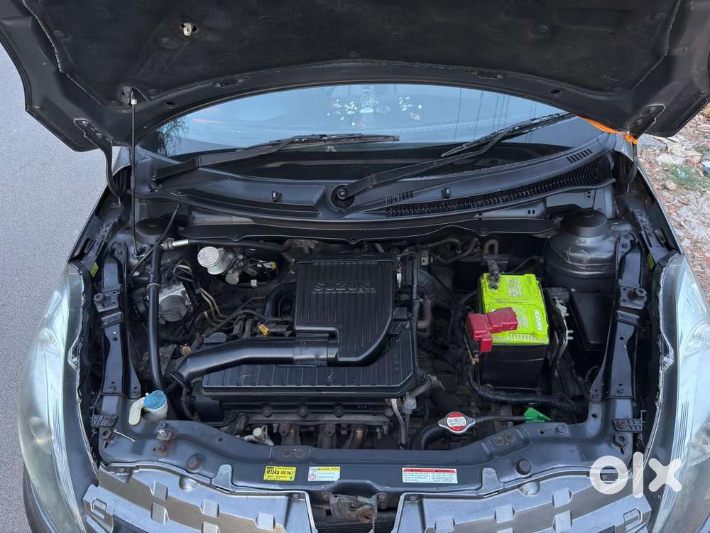 Maruti Suzuki Swift Dzire Vxi Optional, 2016, Petrol