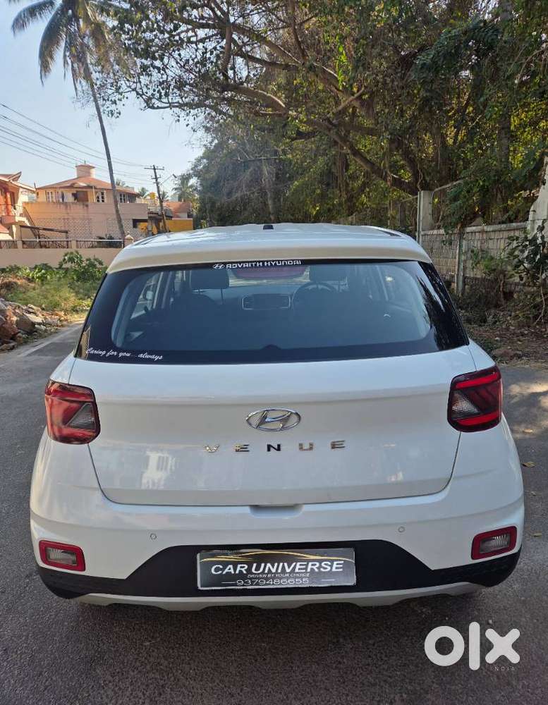 Hyundai Venue E, 2020, Petrol
